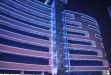 如何突出建筑外墻樓體亮化設(shè)計的夜景效果