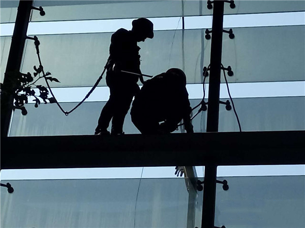 亮化工程設(shè)計(jì)和亮化工程施工怎樣做才能節(jié)省成本？